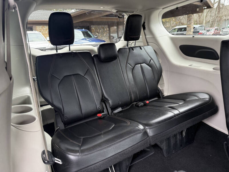 2018 Chrysler Pacifica Touring L