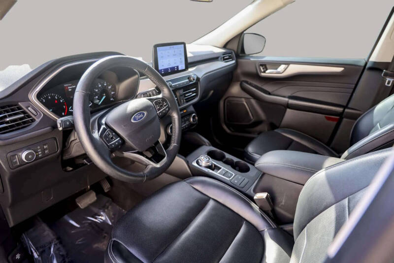 2021 Ford Escape SEL