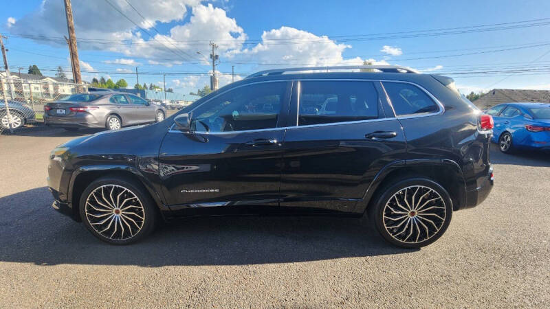 2016 Jeep Cherokee Overland