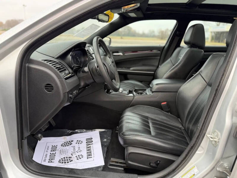 2023 Chrysler 300 S V6