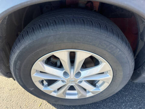 2016 Nissan Rogue SV