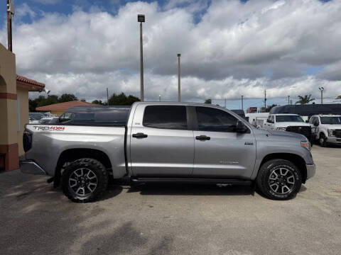 2018 Toyota Tundra SR5