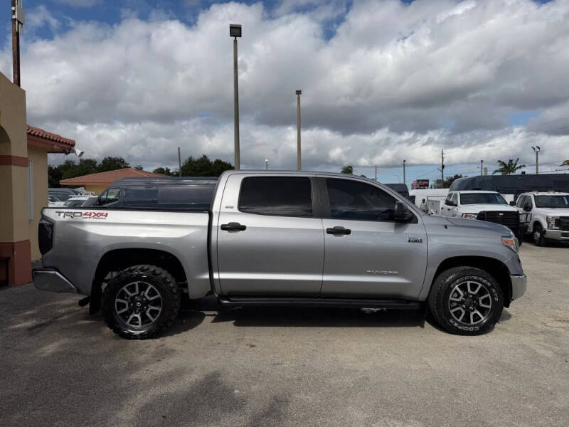 2018 Toyota Tundra SR5