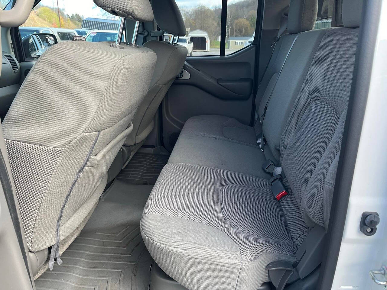 2021 Nissan Frontier for sale at Auto Energy in Lebanon, VA