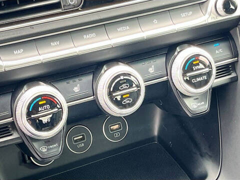 2022 Genesis G70