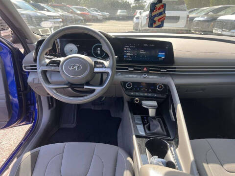 2023 Hyundai Elantra