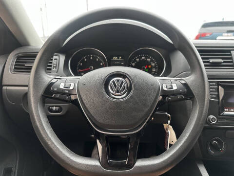 2016 Volkswagen Jetta