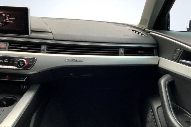 2017 Audi A4 2.0T quattro Premium Plus