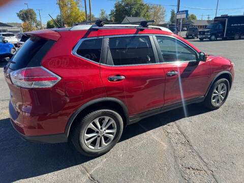 2016 Nissan Rogue SV