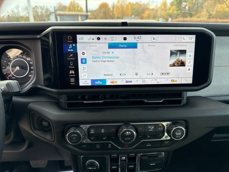 2026 Jeep Gladiator Sport S