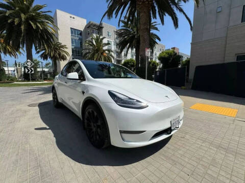 2023 Tesla Model Y Long Range