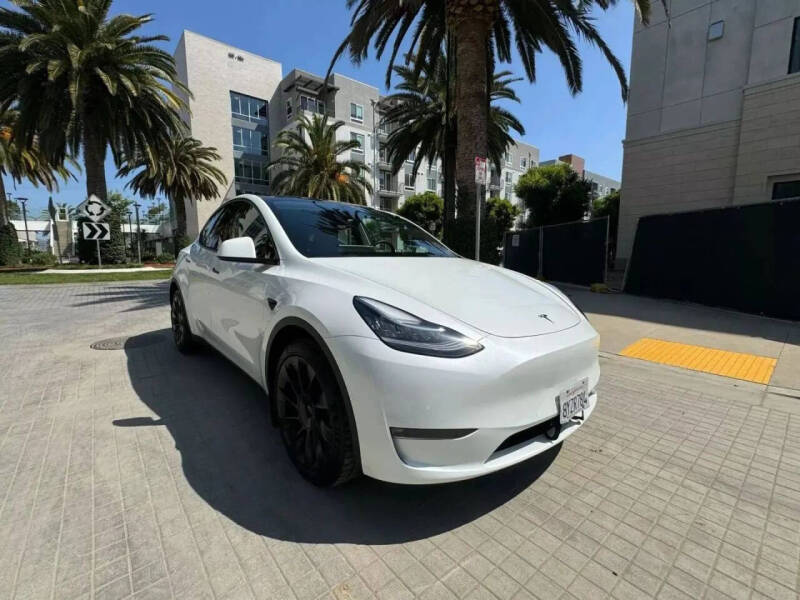2023 Tesla Model Y Long Range