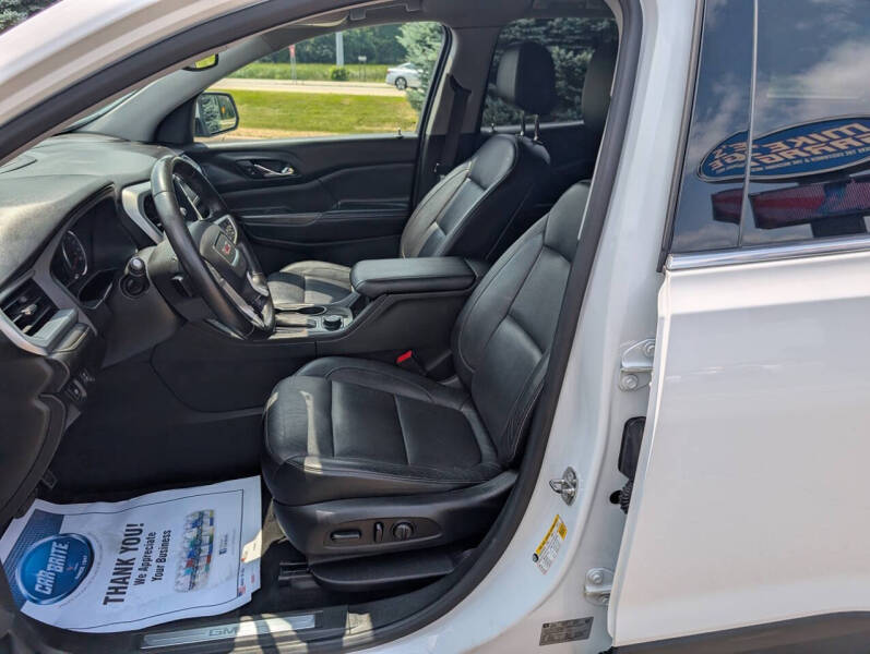 2017 GMC Acadia SLT-1