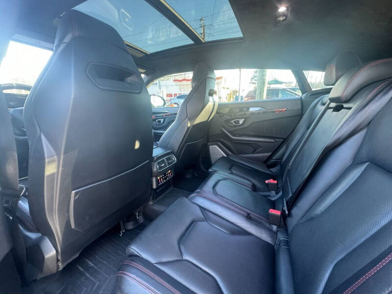 2019 Lamborghini Urus
