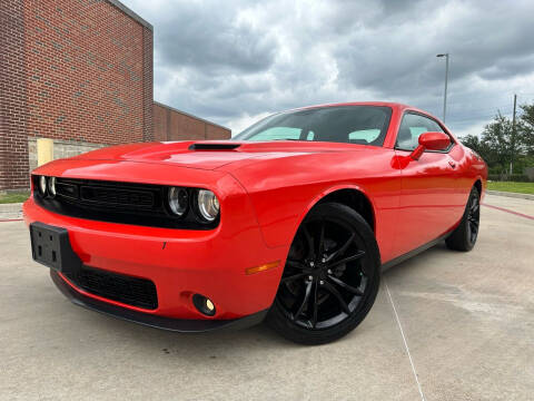 2016 Dodge Challenger for sale at AUTO DIRECT in Houston TX