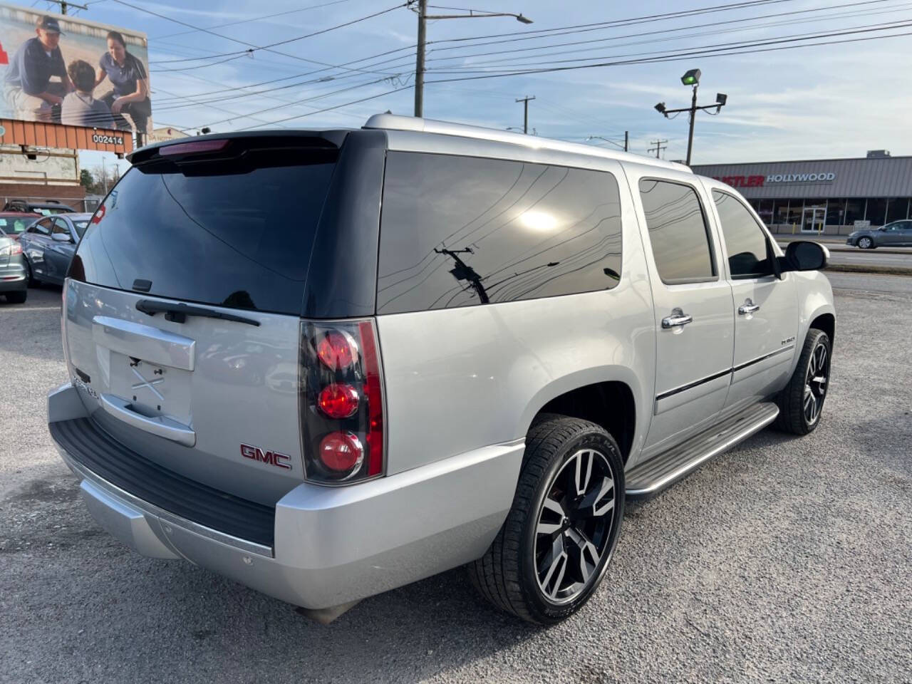 2012 GMC Yukon XL for sale at Auto Nation in Norfolk, VA