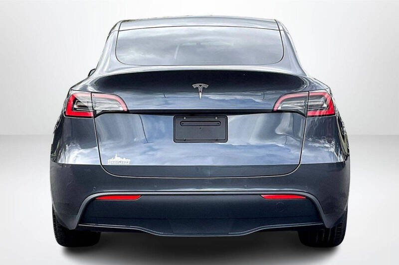 2021 Tesla Model Y Standard Range