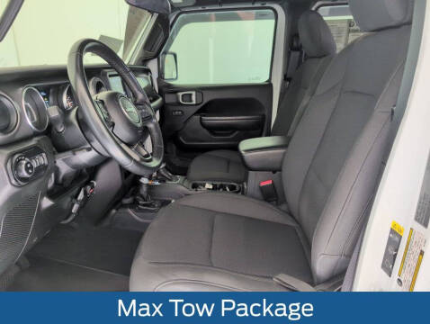 2022 Jeep Gladiator Sport