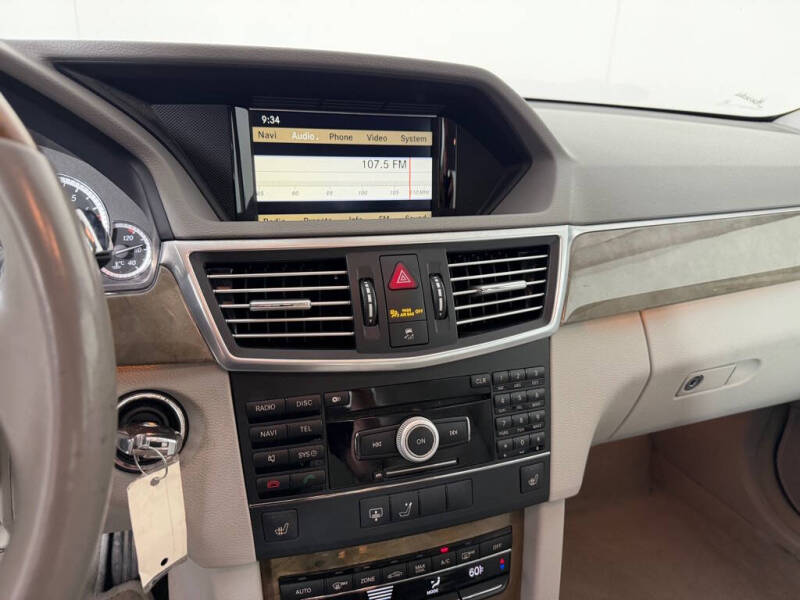 2010 Mercedes-Benz E-Class