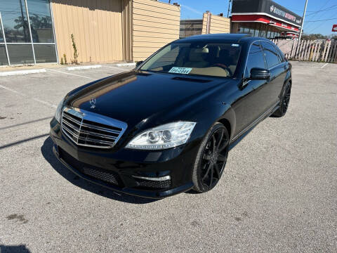 2013 Mercedes-Benz S-Class for sale at lunas autoshop in Pasadena TX