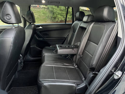 2018 Volkswagen Tiguan 2.0T SEL 4Motion