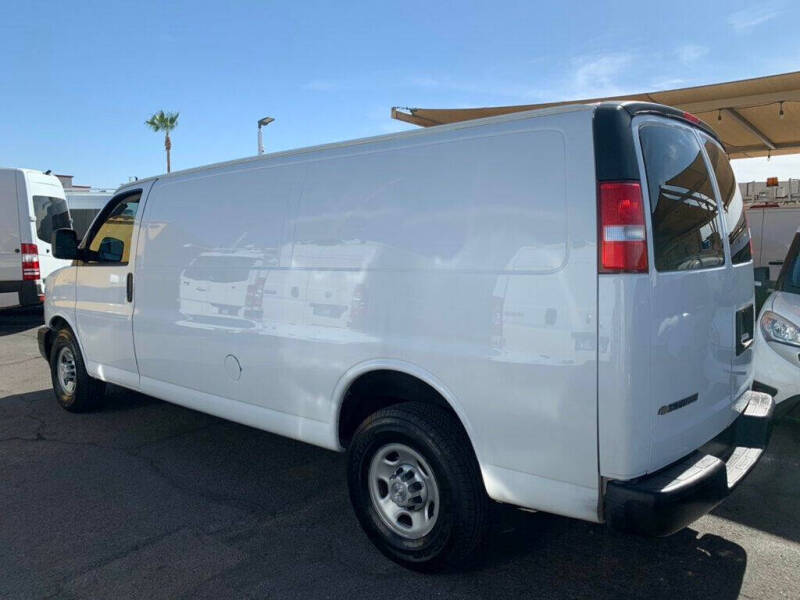 2018 Chevrolet Express 2500