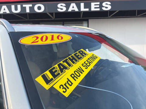 2016 Volvo XC90 T6 Momentum