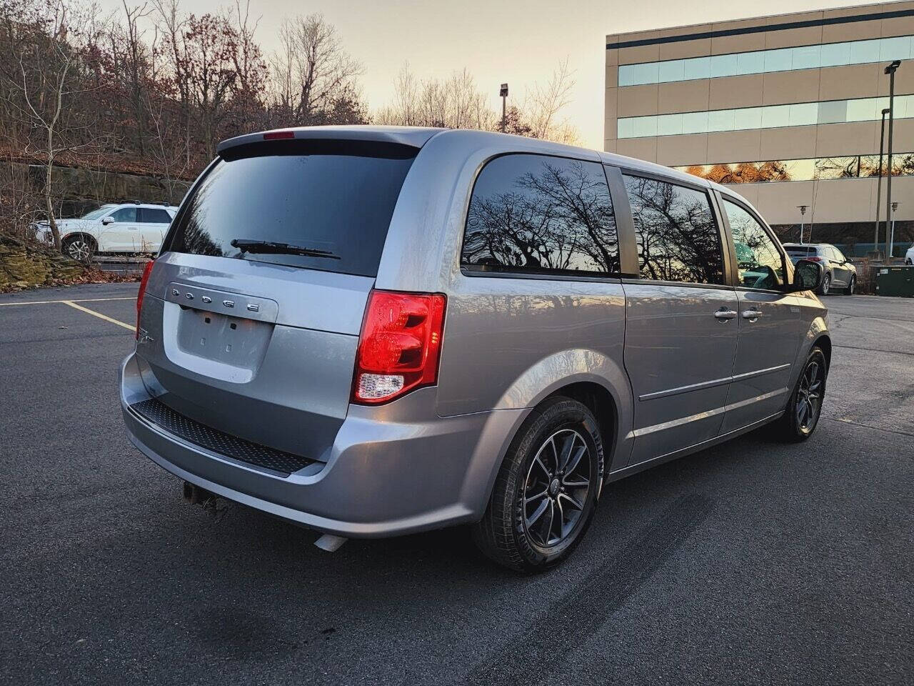 2016 Dodge Grand Caravan for sale at Commonwealth Motors LLC in Moosic, PA