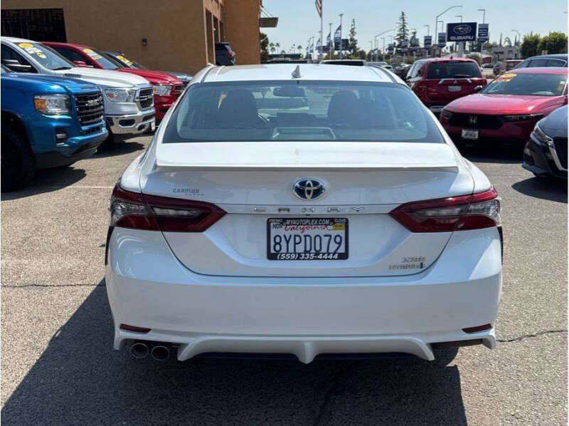 2022 Toyota Camry Hybrid XSE