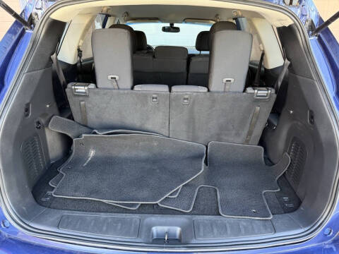 2017 Nissan Pathfinder SV