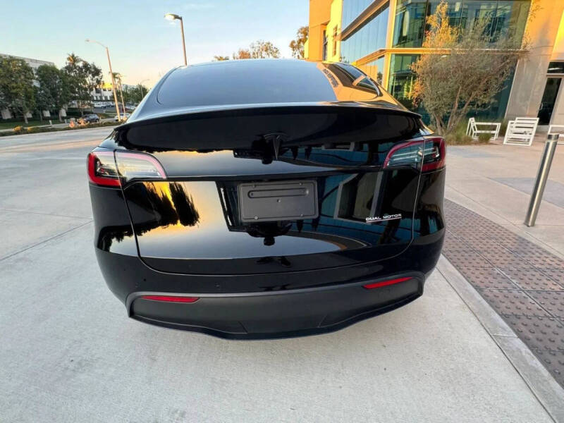 2023 Tesla Model Y Performance