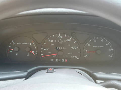 2002 Ford Taurus SES