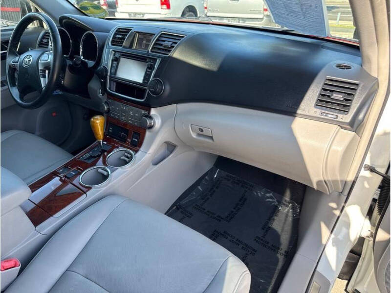 2013 Toyota Highlander Limited