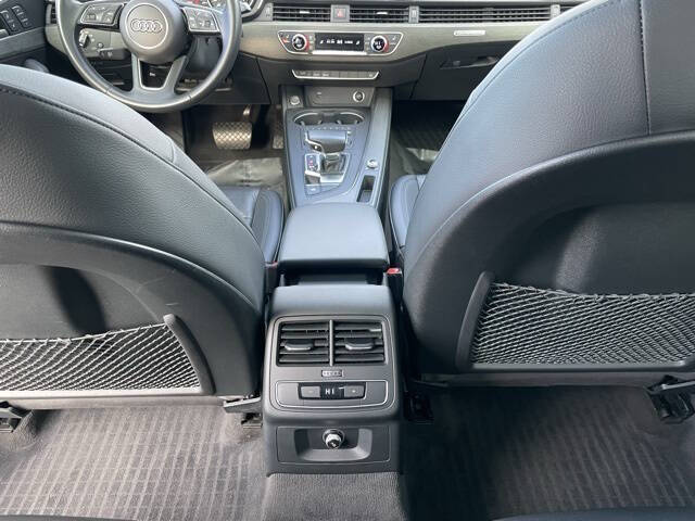 2019 Audi A4 quattro Premium 45 TFSI