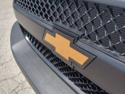 2025 Chevrolet Express 2500