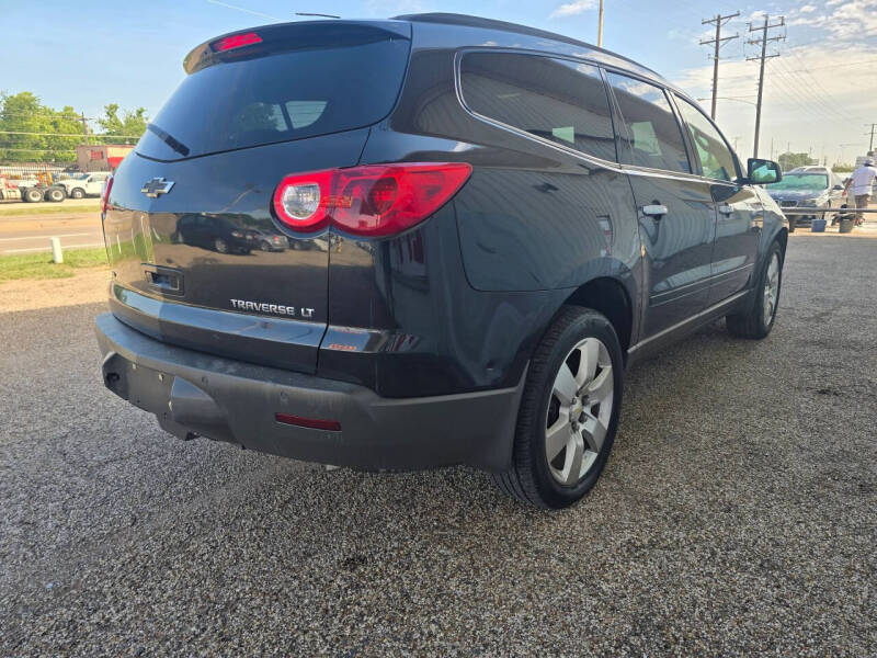 2011 Chevrolet Traverse LT