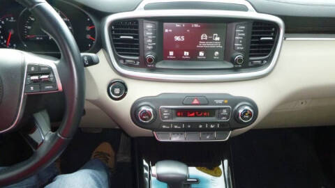 2020 Kia Sorento EX V6