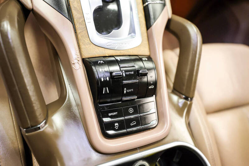 2011 Porsche Cayenne Turbo