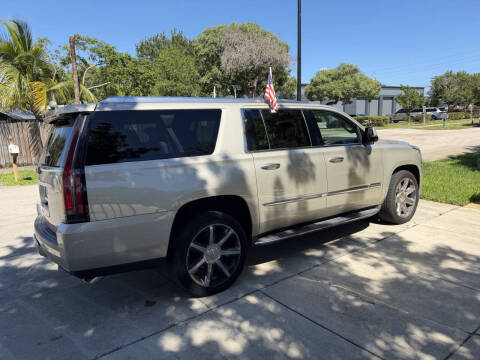 2016 Cadillac Escalade ESV Luxury Collection