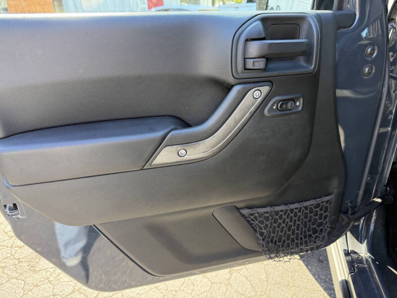 2017 Jeep Wrangler Sport