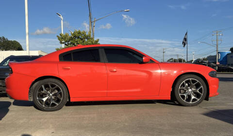 2016 Dodge Charger SXT