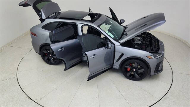 2022 Jaguar F-PACE SVR