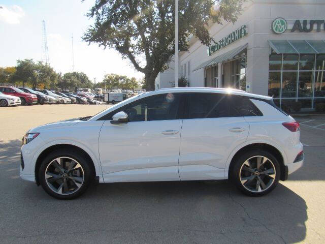 2022 Audi Q4 e-tron quattro Premium Plus 50