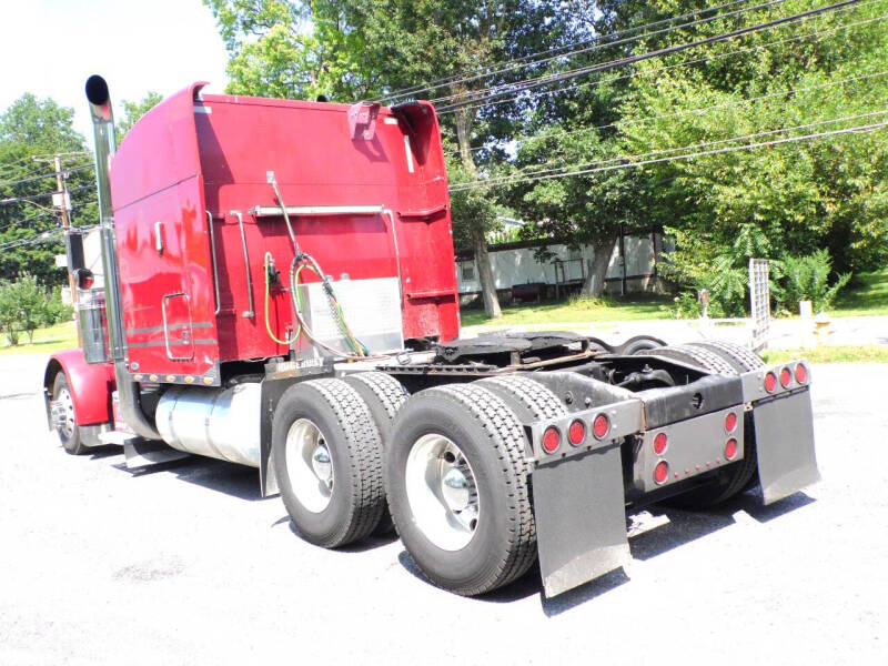 2001 Peterbilt 379 EX Hood