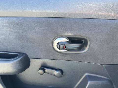 2009 Nissan Versa 1.6 Base