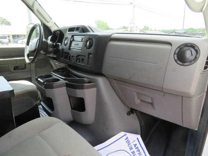 2012 Ford E-Series