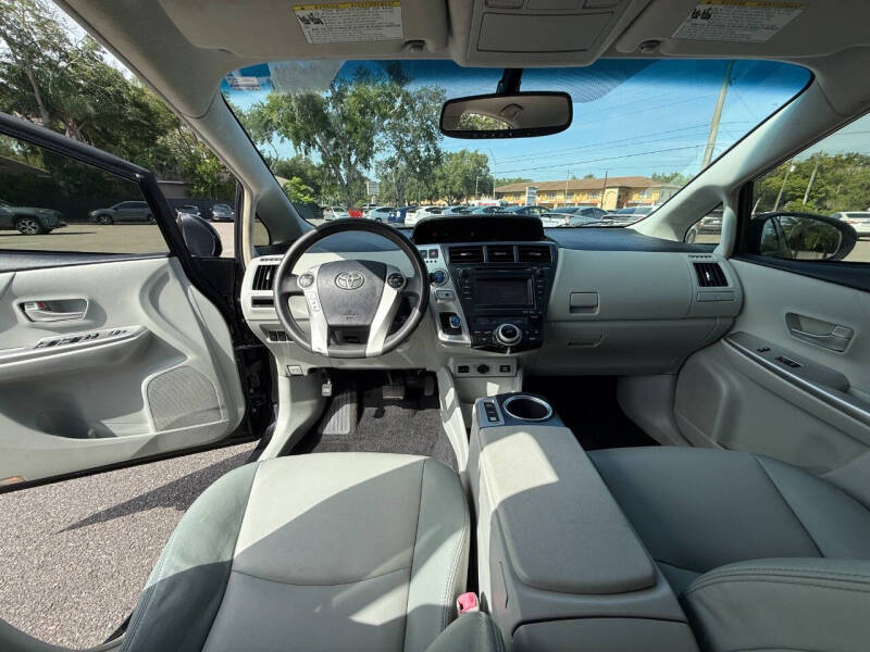 2012 Toyota Prius v Five