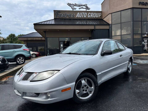 2004 Pontiac Sunfire for sale at FASTRAX AUTO GROUP in Lawrenceburg KY