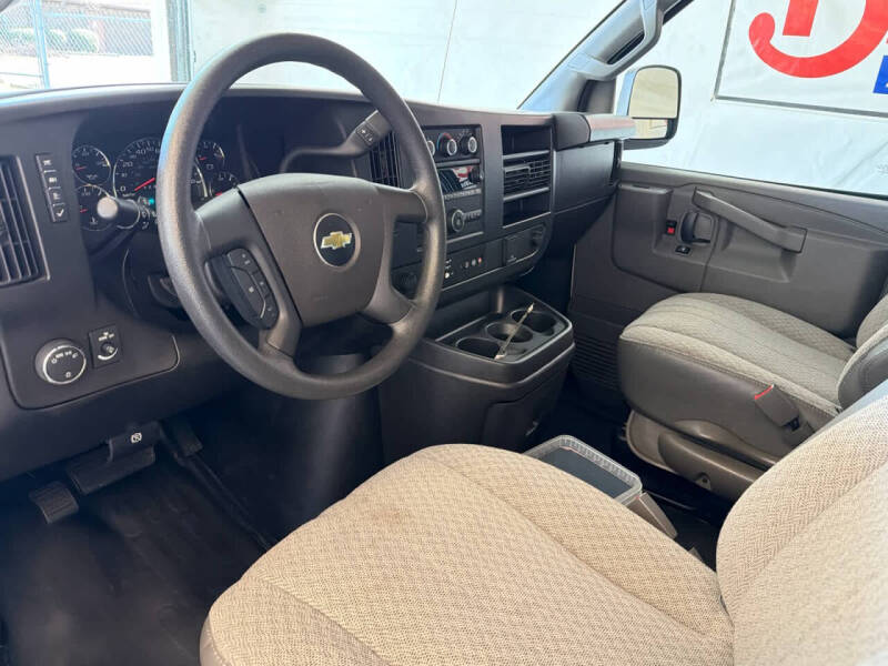 2023 Chevrolet Express LS 3500