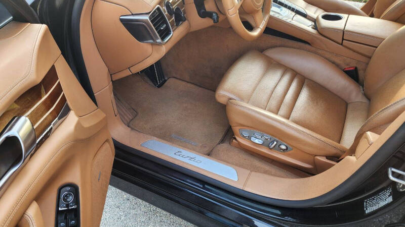 2012 Porsche Panamera Turbo